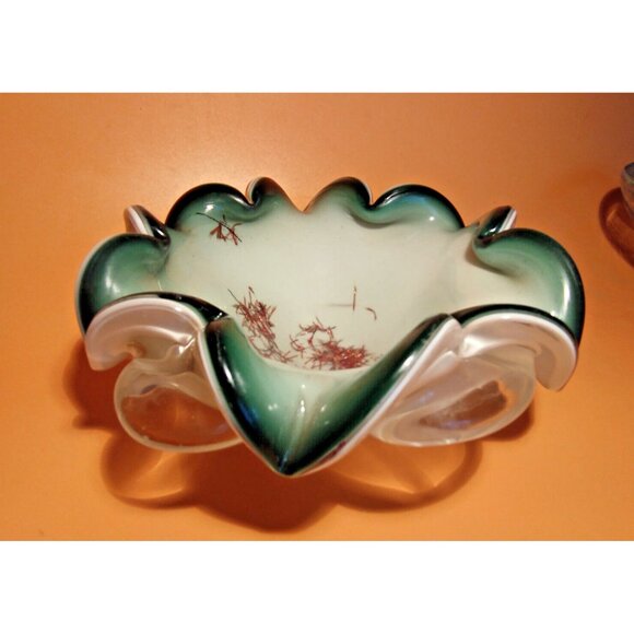 Vintage  Murano  Art Glass Bowl 7" x 7" Green, White, Clear - Picture 5 of 15